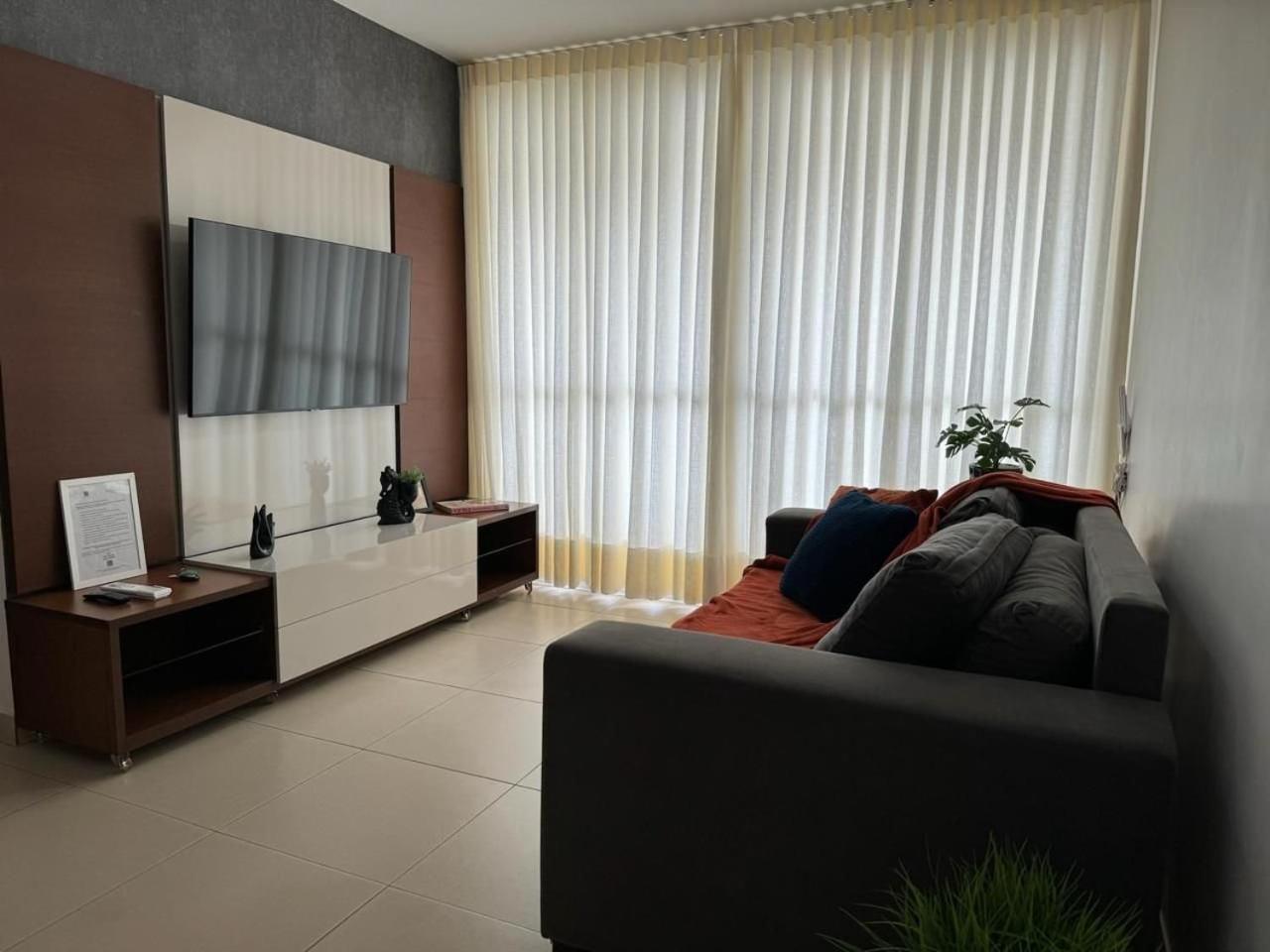 Apartamento Climatizado Ao Lado Do Premium Hosp. Goiânia Buitenkant foto