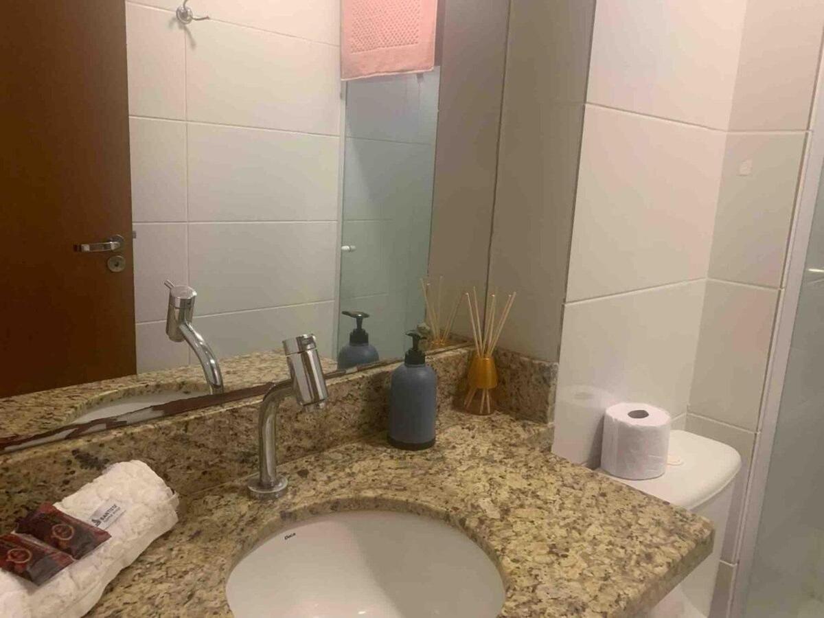 Apartamento Climatizado Ao Lado Do Premium Hosp. Goiânia Buitenkant foto